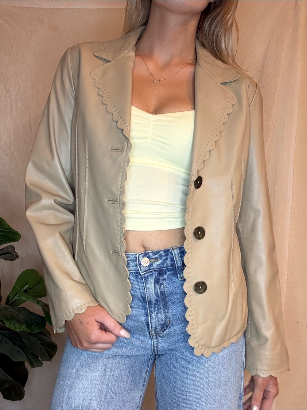 Cream Leather Scalloped Edge Blazer Jacket - Size Small - VIA SPIGA